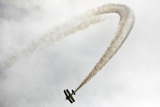 BMKG Pastikan Isu Omicron Disebar Lewat Chemtrail di Udara Adalah Hoax